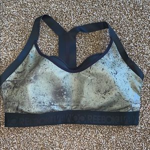 Two layer Reebok sports bra (L)